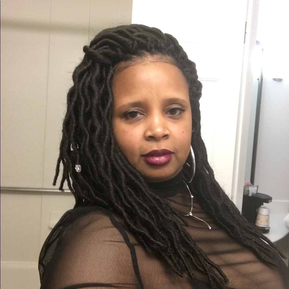 Meet your Posher, Stacy l